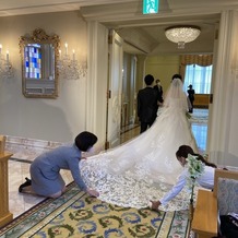 リーガロイヤルホテル大阪 ヴィニェット コレクションの画像｜挙式の退場シーン