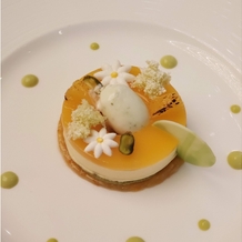 リーガロイヤルホテル大阪 ヴィニェット コレクションの画像｜初夏を感じる柑橘のデザート