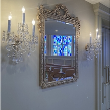 リーガロイヤルホテル大阪 ヴィニェット コレクションの画像｜チャペルのミラー