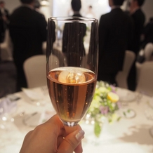 ホテルメトロポリタンの画像｜乾杯のシャンパン