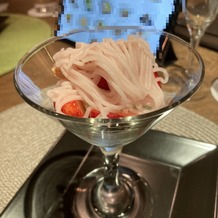 セントジェームスクラブ迎賓館仙台の画像｜さくらんぼのモンブランがかかったデザート