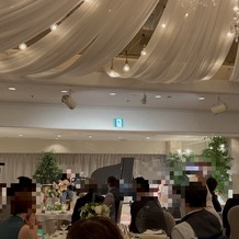 ザ コンチネンタル横浜の画像｜ピアノやギターも用意でき、
音楽を披露できる披露宴会場でした。