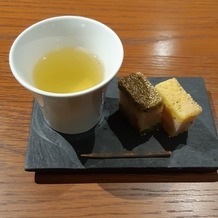 横浜迎賓館の画像｜フェアの最初にいただいたお茶菓子