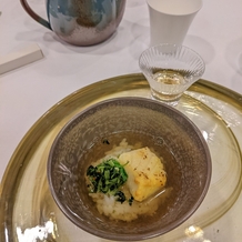 横浜迎賓館の画像｜試食の出汁茶漬け。美味しいが、結婚式の料理で食べたいかと言われると人によりそう。