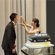アルカンシエル luxe mariage 名古屋の画像｜ウェディングのファーストバイトです。別角度です。