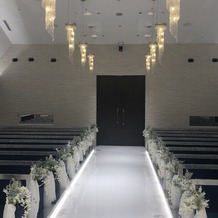 アルカンシエル横浜 luxe mariageの画像｜チャペル会場