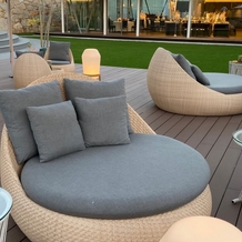 しまなみの杜リゾートの画像｜中庭にあるソファで休憩もできます。