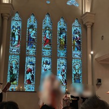 OSAKA St.BATH CHURCH（大阪セントバース教会）の画像｜ステンドグラスが素敵