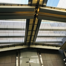 ＫＫＲホテル東京の画像｜ガーデンチャペルの天井