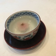 綱町三井倶楽部の画像｜控室のお茶