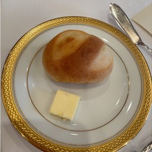 綱町三井倶楽部の画像｜ふわふわのパン