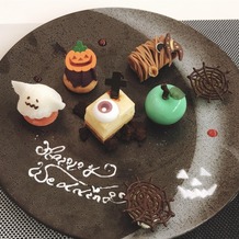 新横浜グレイスホテル／ロゼアン シャルムの画像｜デザート試食