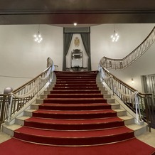 ホテルモントレエーデルホフ札幌の画像｜大きならせん階段