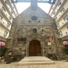 ホテルモントレ大阪の画像｜教会の外側