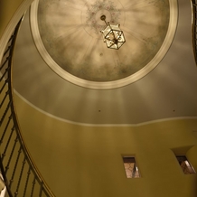 ホテルモントレ札幌の画像｜階段天井