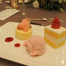 ホテルモントレ京都の画像｜デザートとにウェディングケーキがプラスされています
