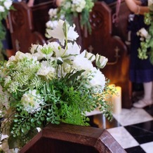 ホテルモントレ ラ・スール大阪の画像｜教会のお花も清楚でした