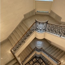 ホテルモントレ仙台の画像｜前撮りに使用できる階段。