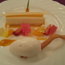 名古屋東急ホテルの画像｜ホワイトチョコレートで仕上げたマンダリンオレンジのムース