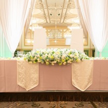 名古屋東急ホテルの画像｜メインテーブルの装花