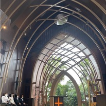 シェラトン・グランデ・トーキョーベイ・ホテルの画像｜ガラスのチャペル