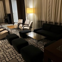 シェラトン・グランデ・トーキョーベイ・ホテルの画像｜ダイアモンド　リビングルーム