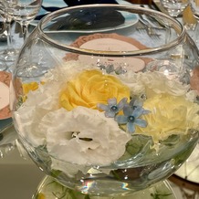 シェラトン・グランデ・トーキョーベイ・ホテルの画像｜テーブルのお花