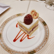 横浜ロイヤルパークホテルの画像｜ウェディングケーキ