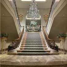 横浜ロイヤルパークホテルの画像｜大階段！