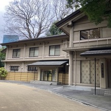 東郷神社／東郷記念館の画像｜改装中のため、こちらの建物に案内いただきました。