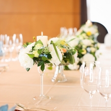 ヨコハマ グランド インターコンチネンタル ホテルの画像｜テーブル上の花