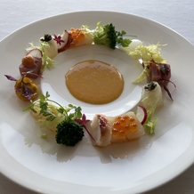 ヨコハマ グランド インターコンチネンタル ホテルの画像｜前菜のカルパッチョ