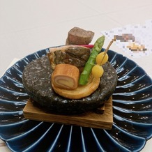 乃木神社・乃木會館の画像｜お肉とお魚を季節に合った味付けと、好みの焼き加減で食べられるという点が良いと思いました。