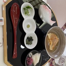 乃木神社・乃木會館の画像｜お茶漬け　鯛の入れ物には味付けされていないお米が入ってました