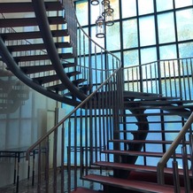 ホテルグランドヒル市ヶ谷の画像｜チャペル内螺旋階段