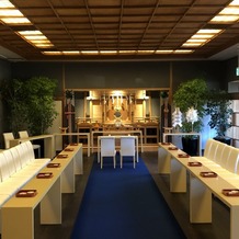 ＴＨＥ ＧＡＲＤＥＮ ＤＩＮＩＮＧ 弓絃葉の画像