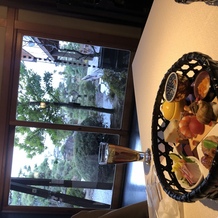 ＴＨＥ ＧＡＲＤＥＮ ＤＩＮＩＮＧ 弓絃葉の画像