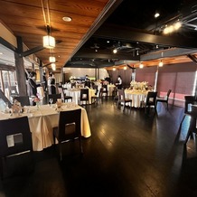 ＴＨＥ ＧＡＲＤＥＮ ＤＩＮＩＮＧ 弓絃葉の画像