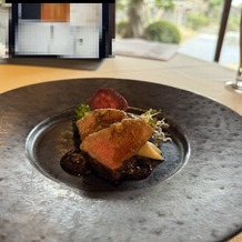 ＴＨＥ ＧＡＲＤＥＮ ＤＩＮＩＮＧ 弓絃葉の画像