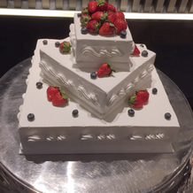 ホテルグランド富士の画像｜ウェディングケーキ