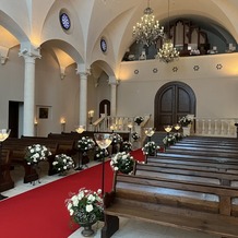 ローズガーデンクライスト教会の画像