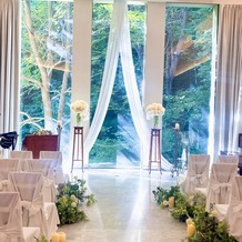 ジャルダン・ドゥ・ボヌールの画像｜ジャルダン・ドゥ・ボヌールの挙式会場です。少し小さめですがとても綺麗です。