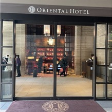 オリエンタルホテル 神戸・旧居留地の画像｜入り口近くに必ずホテルの人が立っているので、迷うことなく入れました。