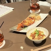 THE KAWABUN NAGOYAの画像｜試食2
えびと海鮮ちらし寿司
えびは松前漬が混ぜられてて、食感も味もおいしかったです。