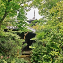 京都東山　艸堂（キョウトヒガシヤマ　ソウドウ）の画像｜会場のお庭から見える景色