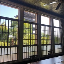 ザ ソウドウ ヒガシヤマ キョウト(THE SODOH HIGASHIYAMA KYOTO)の画像｜会場（2階）
会場内部、高砂背部に五重塔が見えます。