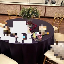 ザ・ジョージアンテラス（ＴＨＥ　ＧＥＯＲＧＩＡＮ　ＴＥＲＲＡＣＥ）の画像｜ゲストテーブルを一台余分に出してもらい会場内にもウェルカムスペースを作りました。