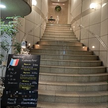 少人数レストラン　Ｌａ　ｓｏｕｒｃｅ　ＡＮＮ（ラ・スース　アン）の画像｜大階段
集合写真撮影場所