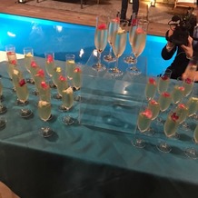 The　South　Harbor　Resort（ザ　サウス　ハーバー　リゾート）の画像｜乾杯のシャンパン
