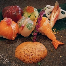川原町倶楽部　ラ・ルーナ　ピエーナの画像｜シェフにリクエストして作って頂いた手毬寿司。とても美しくておいしかったです。